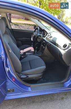 Хэтчбек Mazda 3 2008 в 