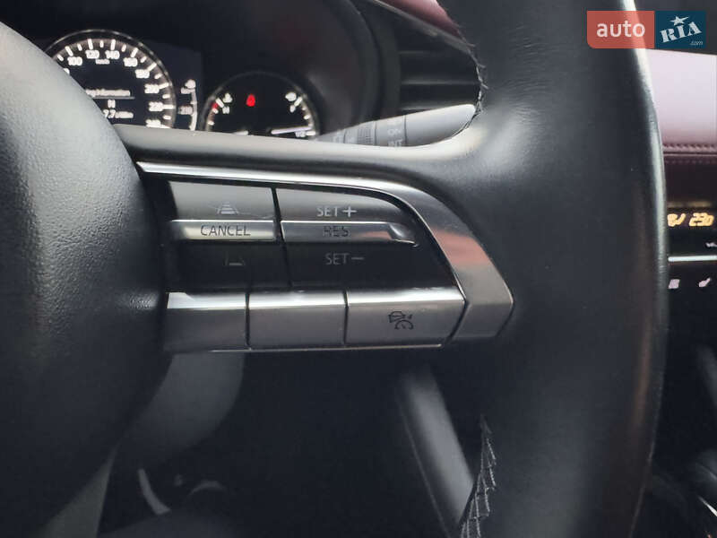 Хэтчбек Mazda 3 2020 в Киеве