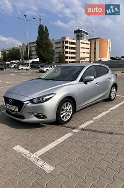 Mazda 3 2017