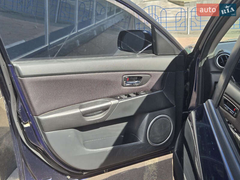 Седан Mazda 3 2009 в Києві