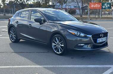 Хэтчбек Mazda 3 2017 в 