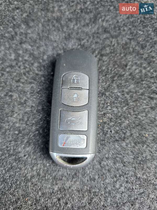 Седан Mazda 3 2016 в Тернополе