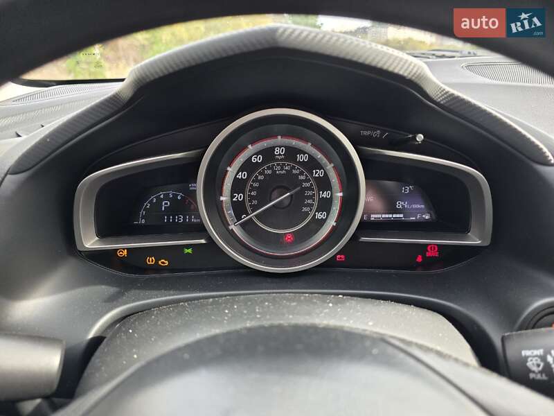 Седан Mazda 3 2016 в Тернополе