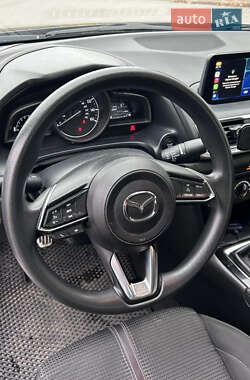 Седан Mazda 3 2017 в 