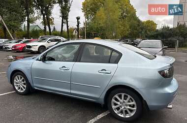 Седан Mazda 3 2008 в 