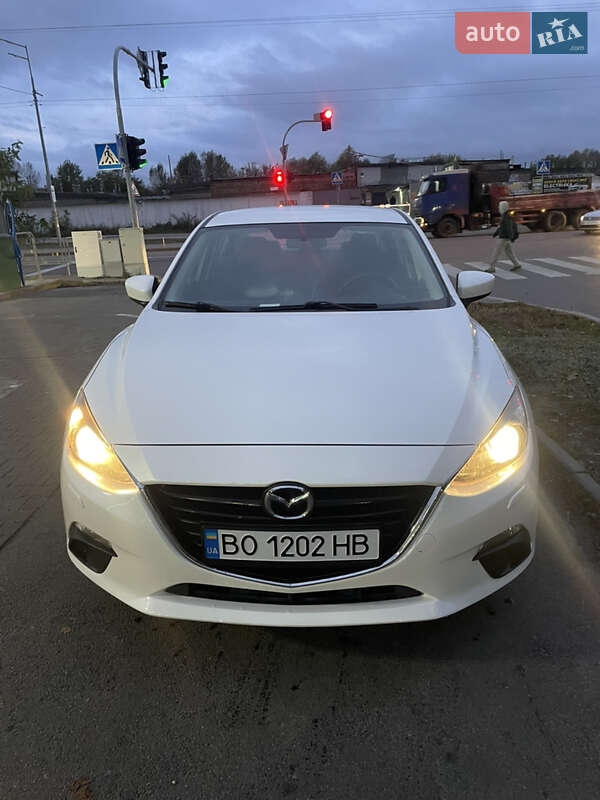 Mazda 3 2015