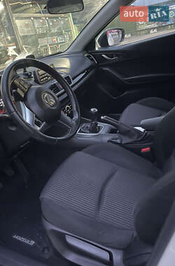 Седан Mazda 3 2015 в 