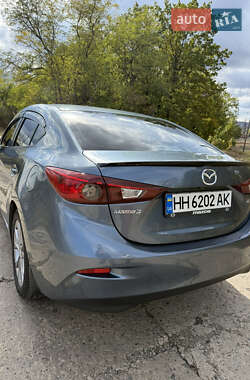 Седан Mazda 3 2016 в 
