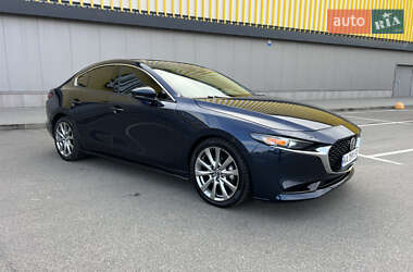 Седан Mazda 3 2020 в Киеве