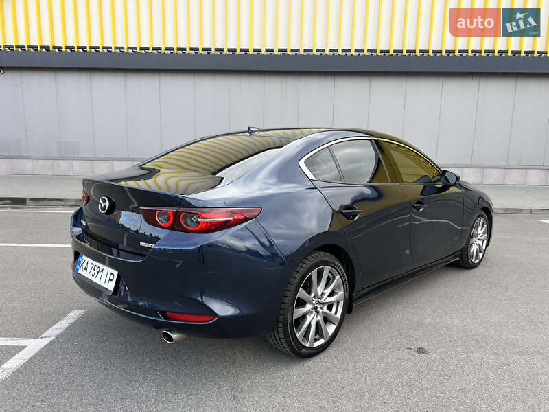 Седан Mazda 3 2020 в Киеве