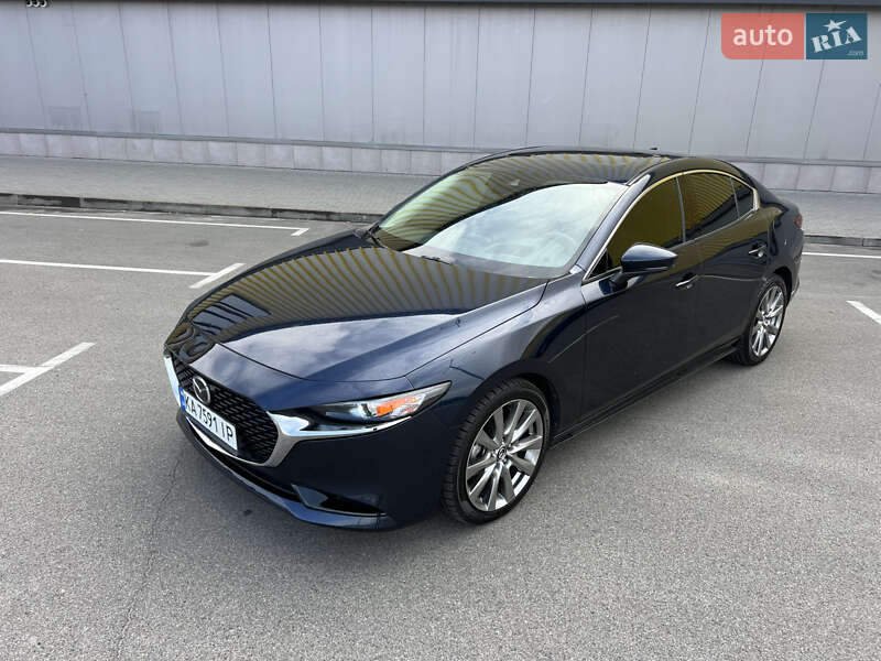 Седан Mazda 3 2020 в Киеве