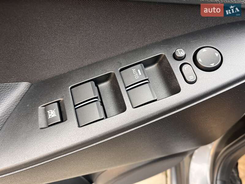 Седан Mazda 3 2011 в Луцке