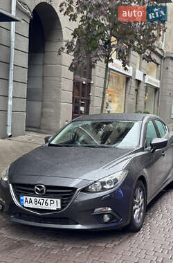 Седан Mazda 3 2015 в Києві