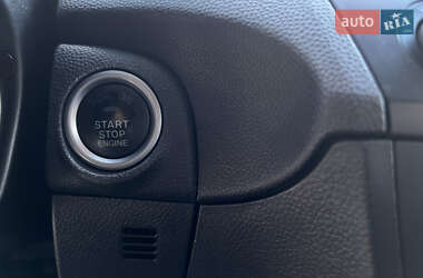 Седан Mazda 3 2013 в 