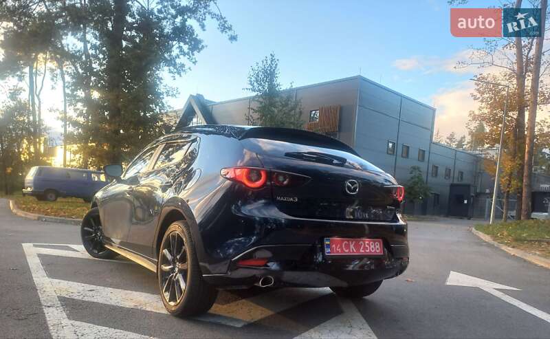 Хэтчбек Mazda 3 2024 в Киеве