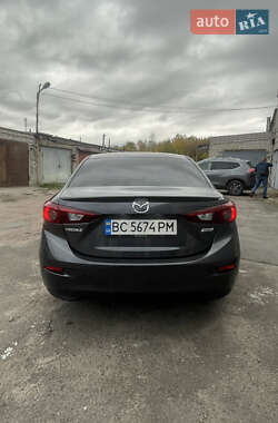 Седан Mazda 3 2015 в 