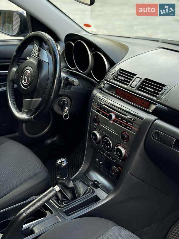 Седан Mazda 3 2007 в Тернополе