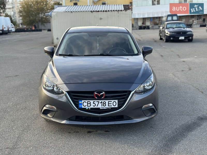 Хэтчбек Mazda 3 2014 в Киеве