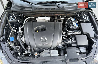 Седан Mazda 3 2016 в 