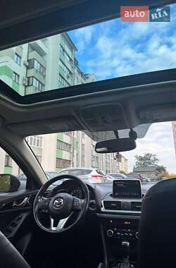 Седан Mazda 3 2014 в  фото 3 Седан Mazda 3 2014 в