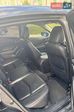 Седан Mazda 3 2014 в  фото 6 Седан Mazda 3 2014 в