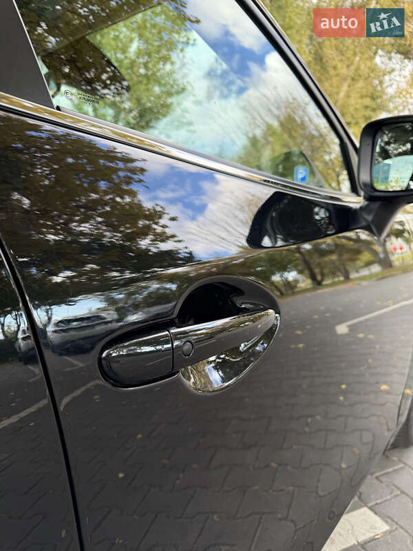 Седан Mazda 3 2018 в Киеве