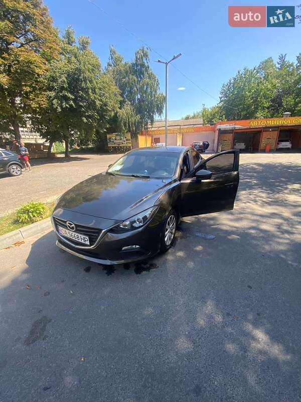 Седан Mazda 3 2013 в Черкассах