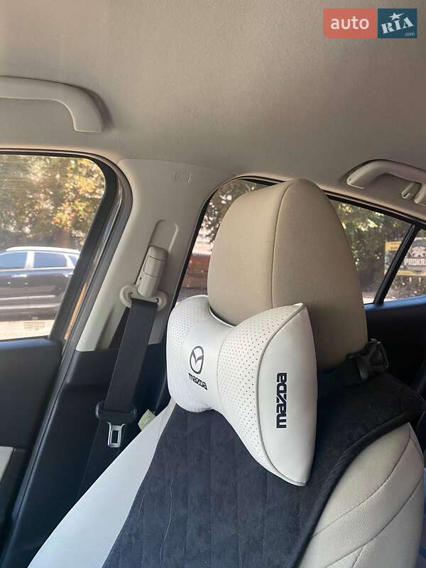 Седан Mazda 3 2013 в Черкассах