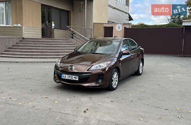 Седан Mazda 3 2011 в Киеве