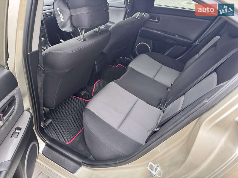 Седан Mazda 3 2008 в Запорожье