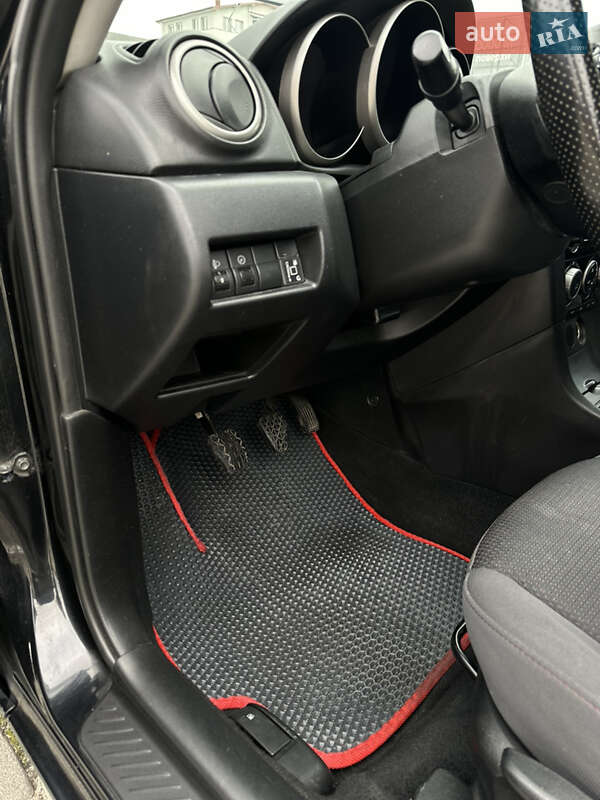 Седан Mazda 3 2009 в Львове