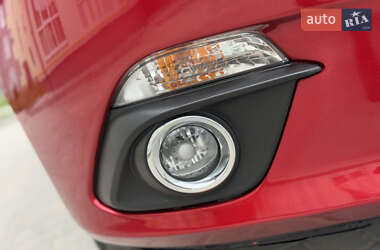 Седан Mazda 3 2014 в 