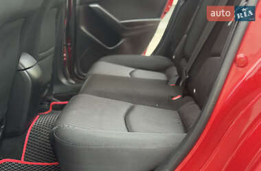 Седан Mazda 3 2014 в 