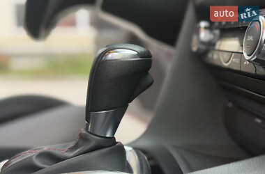 Седан Mazda 3 2014 в 