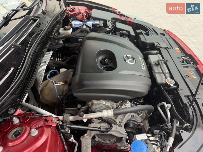 Седан Mazda 3 2014 в Виннице