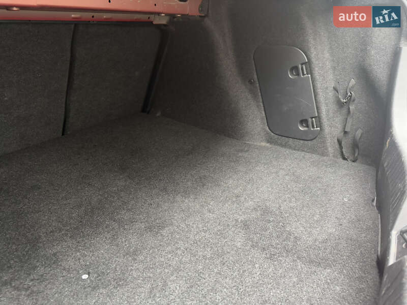 Седан Mazda 3 2014 в Виннице