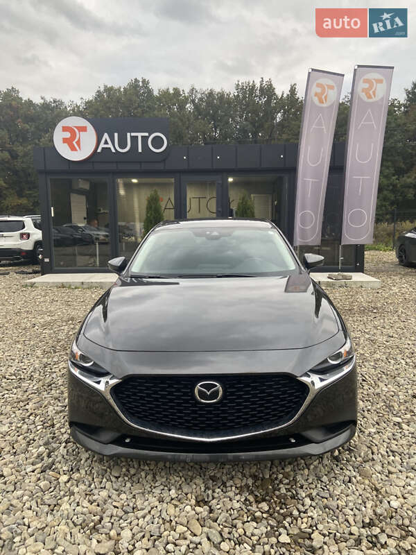 Седан Mazda 3 2021 в Львові