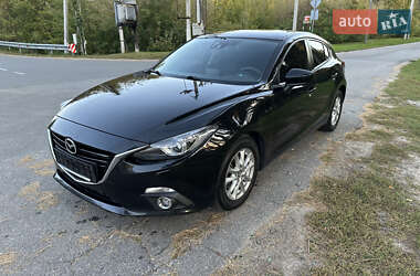 Хэтчбек Mazda 3 2016 в 