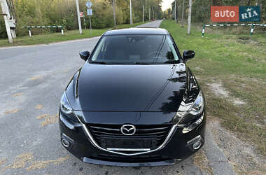 Хэтчбек Mazda 3 2016 в 