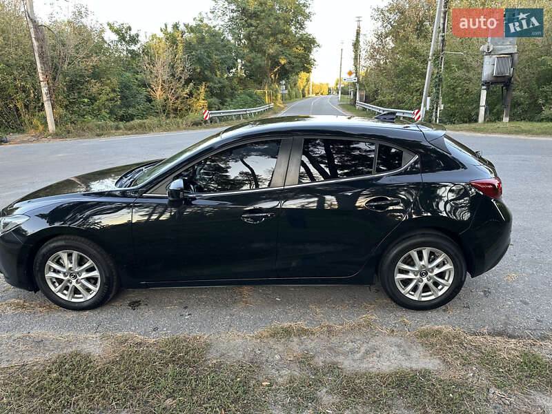 Хетчбек Mazda 3 2016 в Києві