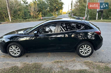 Хэтчбек Mazda 3 2016 в 