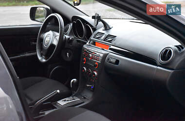 Седан Mazda 3 2007 в 