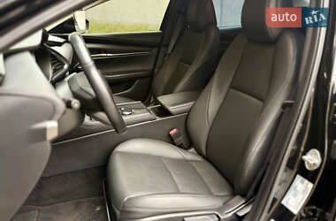 Седан Mazda 3 2023 в 