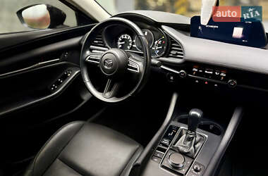 Седан Mazda 3 2023 в 