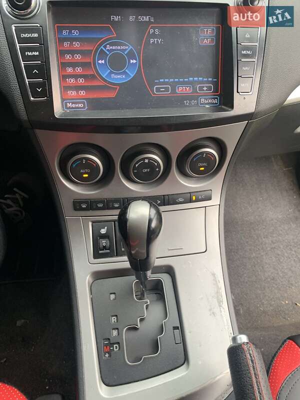 Хетчбек Mazda 3 2010 в Хмельницькому