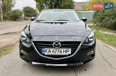 Седан Mazda 3 2015 в 