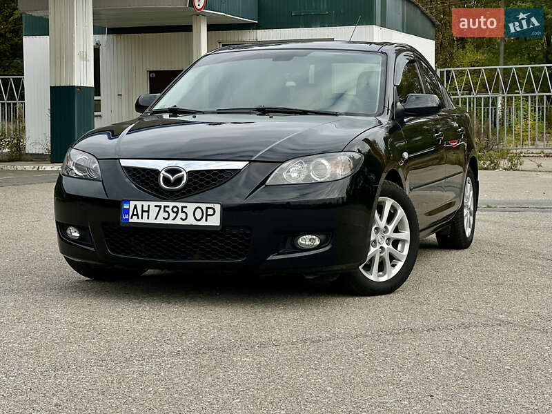 Седан Mazda 3 2008 в  фото Седан Mazda 3 2008 в