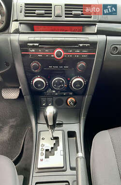 Седан Mazda 3 2008 в  фото 24 Седан Mazda 3 2008 в