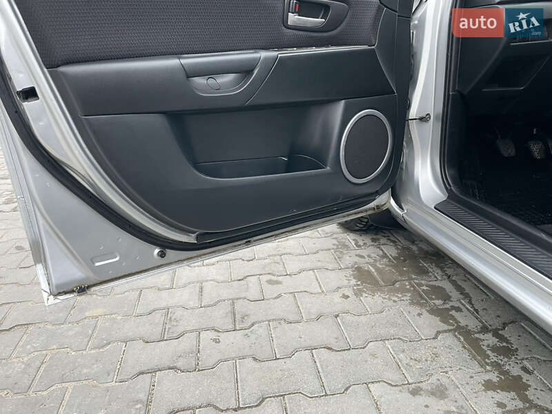 Хэтчбек Mazda 3 2006 в Баре