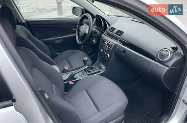 Хетчбек Mazda 3 2006 в 